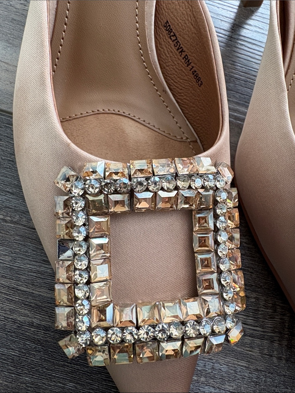 ANTHROPOLOGIE BIBI LOU Cream Satin Mules with Rhinestone Embellishment Size 36 - Picture 4 of 11